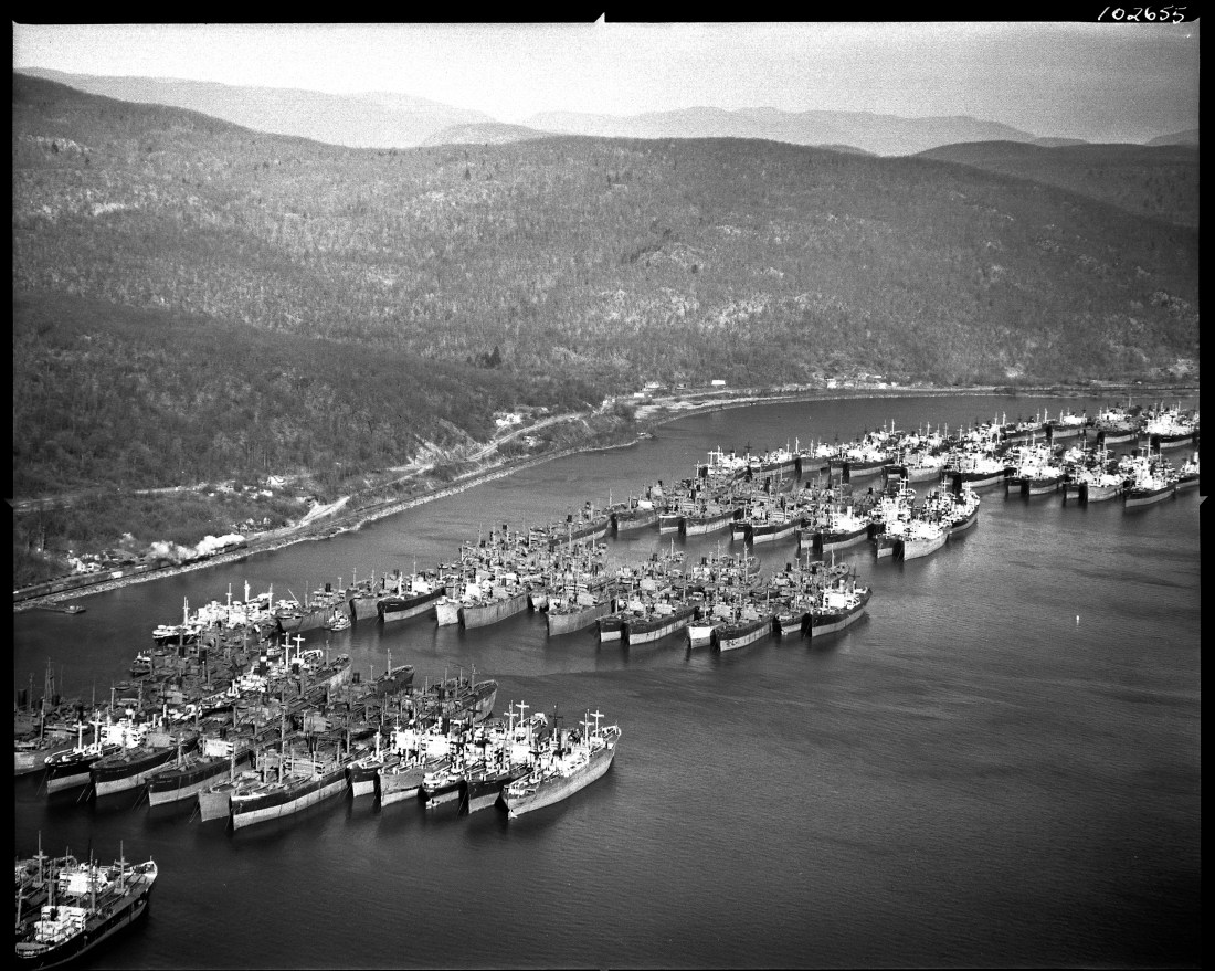 The Hudson River National Defense Fleet, December 14, 1947. Courtesy of the New York State Archives.